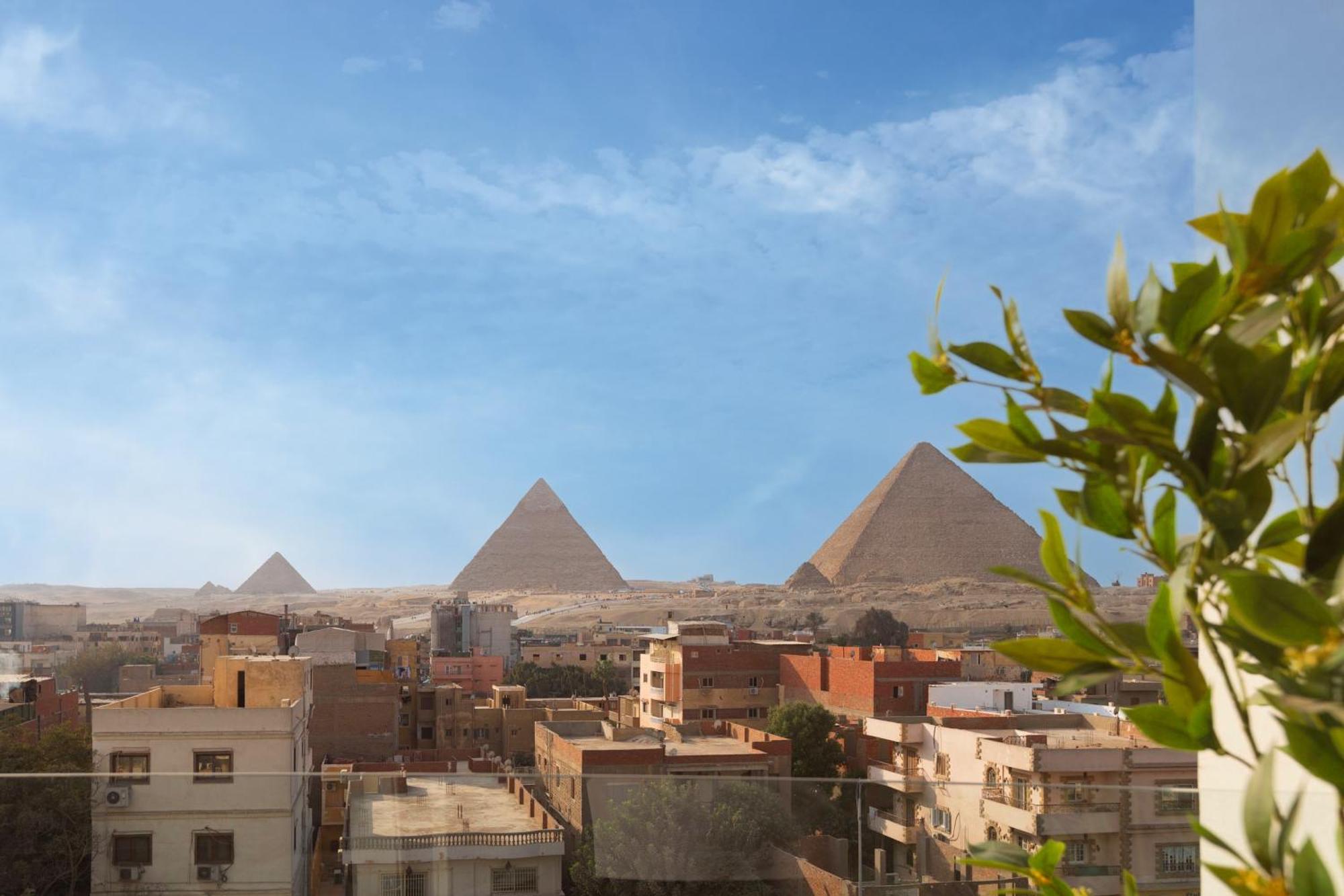 Galaxy Pyramids View Inn Kafret el-Gabal Exteriör bild