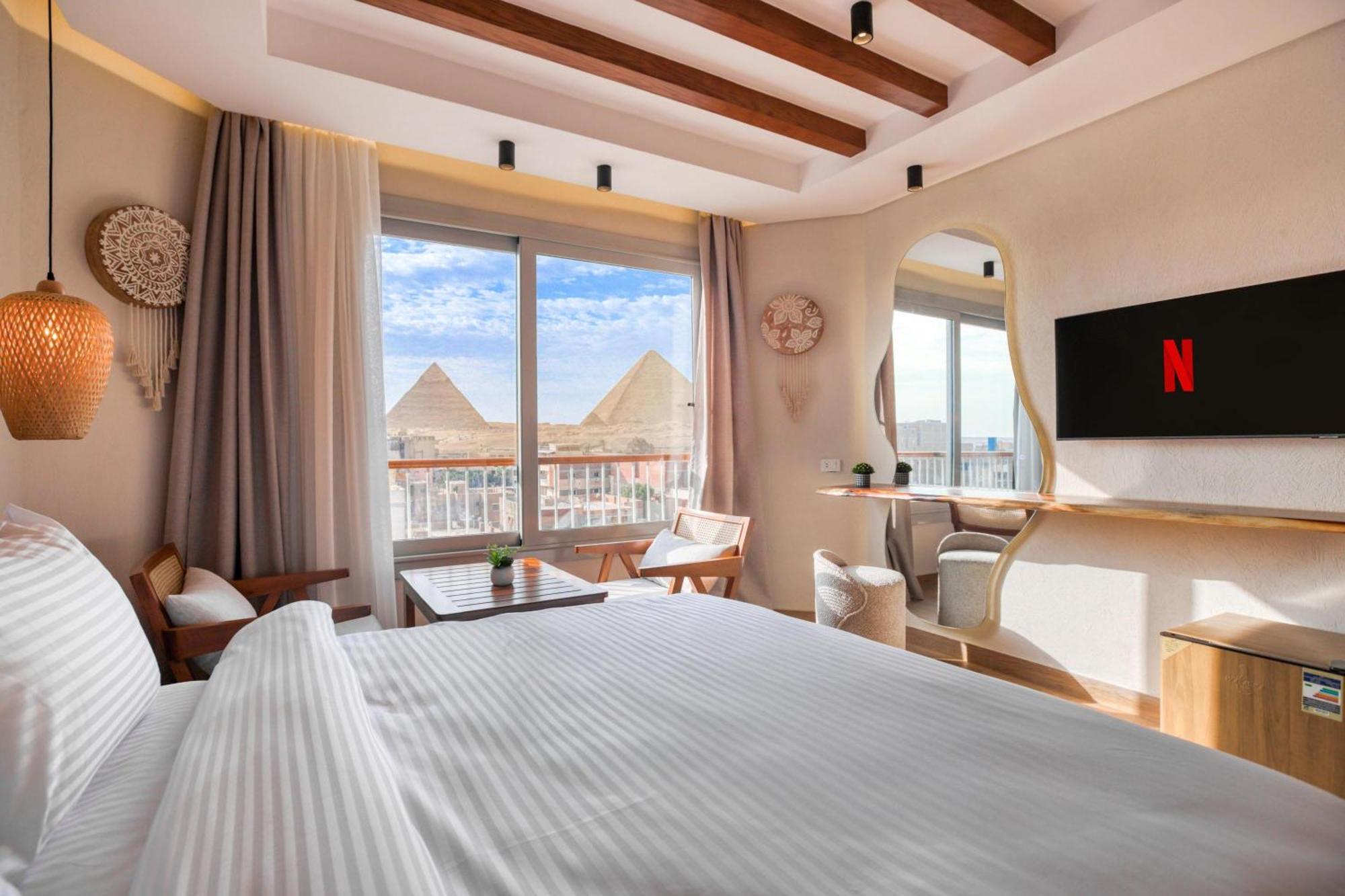 Galaxy Pyramids View Inn Kafret el-Gabal Exteriör bild